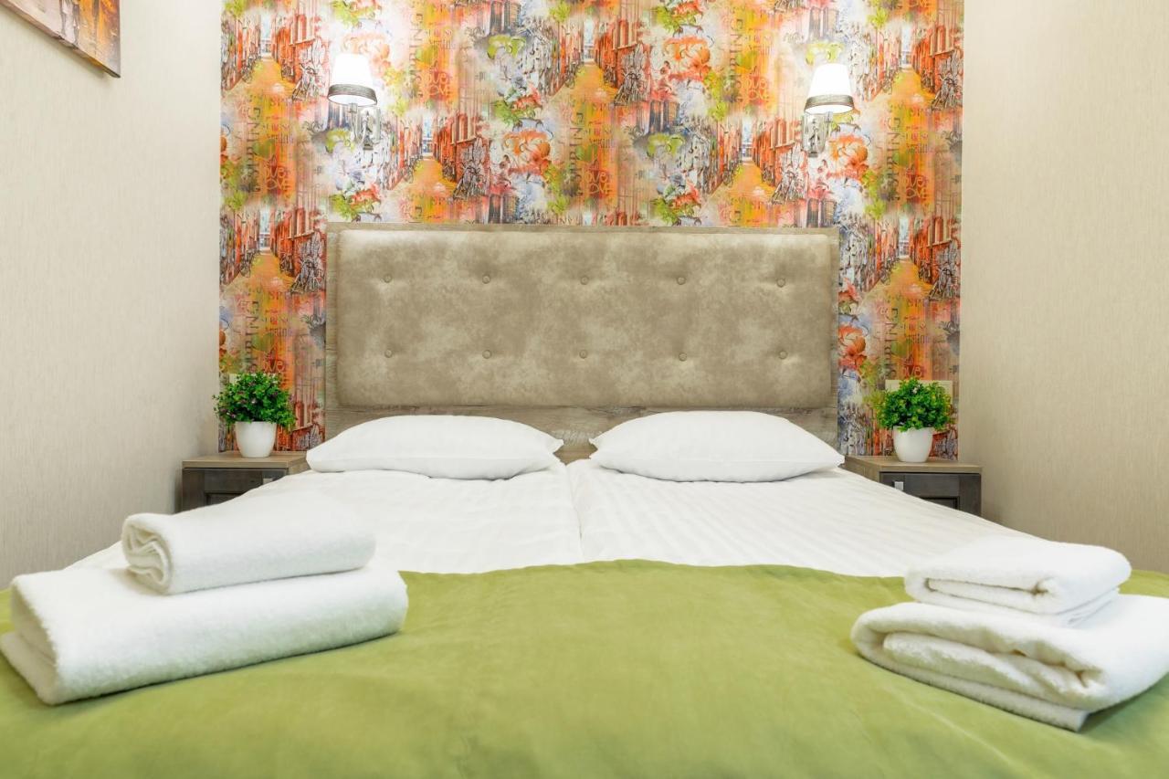 Mini Hotel Barvy Lvova On Horodotska St. المظهر الخارجي الصورة