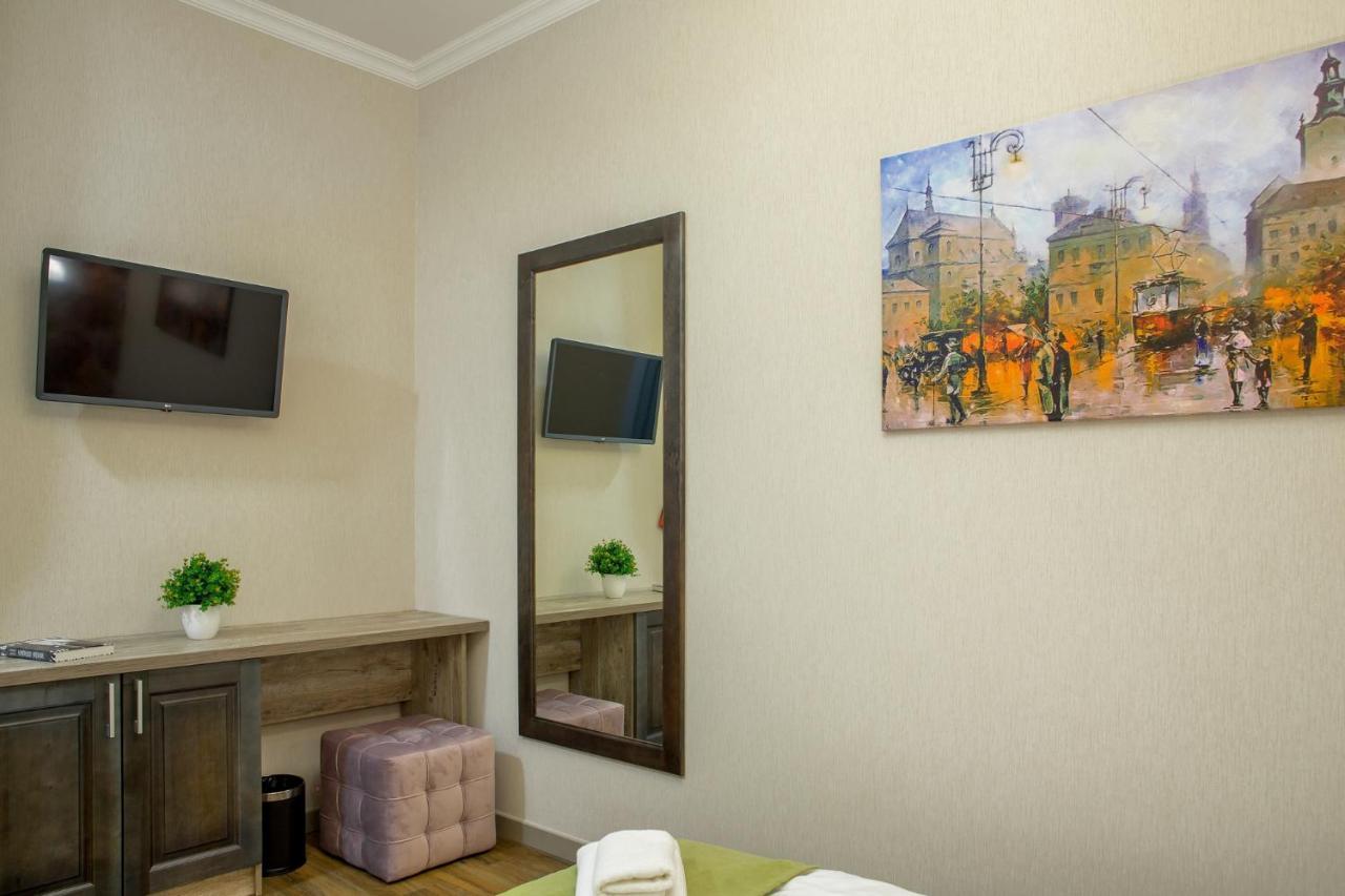 Mini Hotel Barvy Lvova On Horodotska St. المظهر الخارجي الصورة